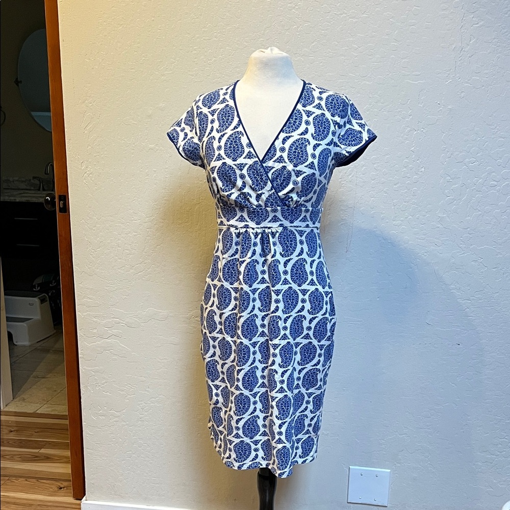 Boden blue and white paisley print cap sleeve faux wrap dress